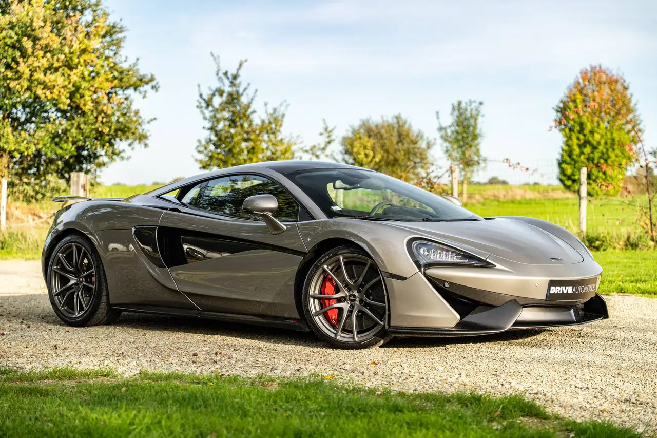 McLaren 570S