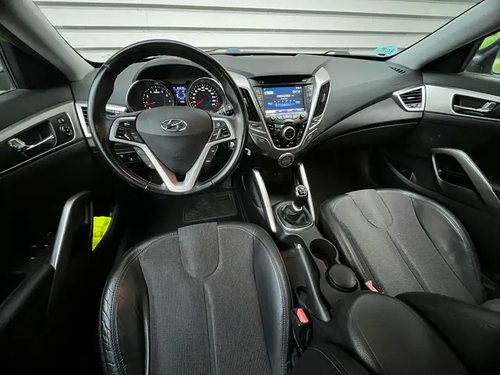 Hyundai Veloster 1.6 GDI Sport 2012, foto 8