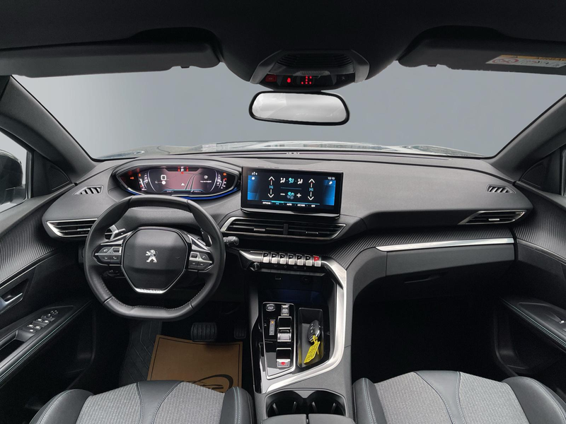 Peugeot 5008 1.5 Blue-HDI FAP Allure Pack AT 7-Si+Navi+R-Kam+ — photo 10