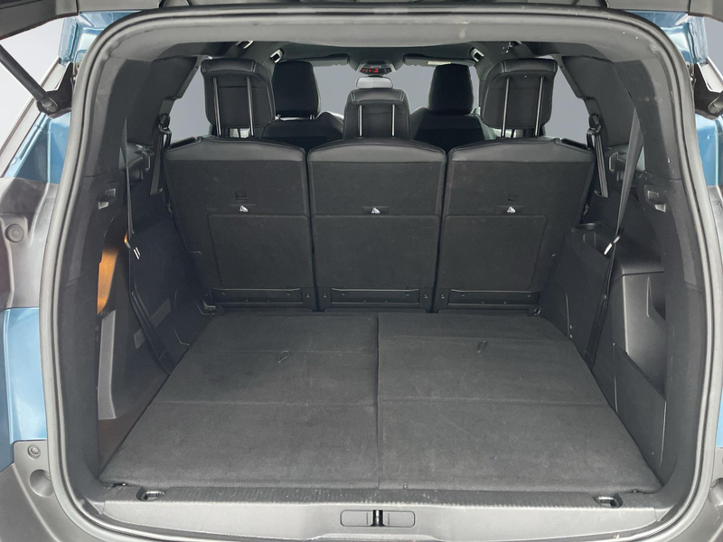Peugeot 5008 1.5 Blue-HDI FAP Allure Pack AT 7-Si+Navi+R-Kam+ — photo 5