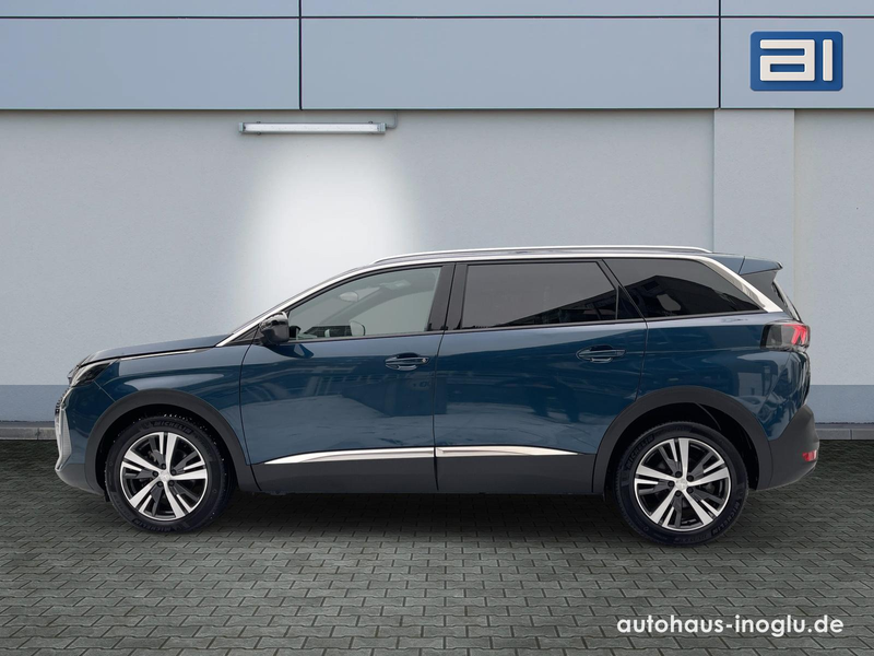 Peugeot 5008 1.5 Blue-HDI FAP Allure Pack AT 7-Si+Navi+R-Kam+ — photo 2