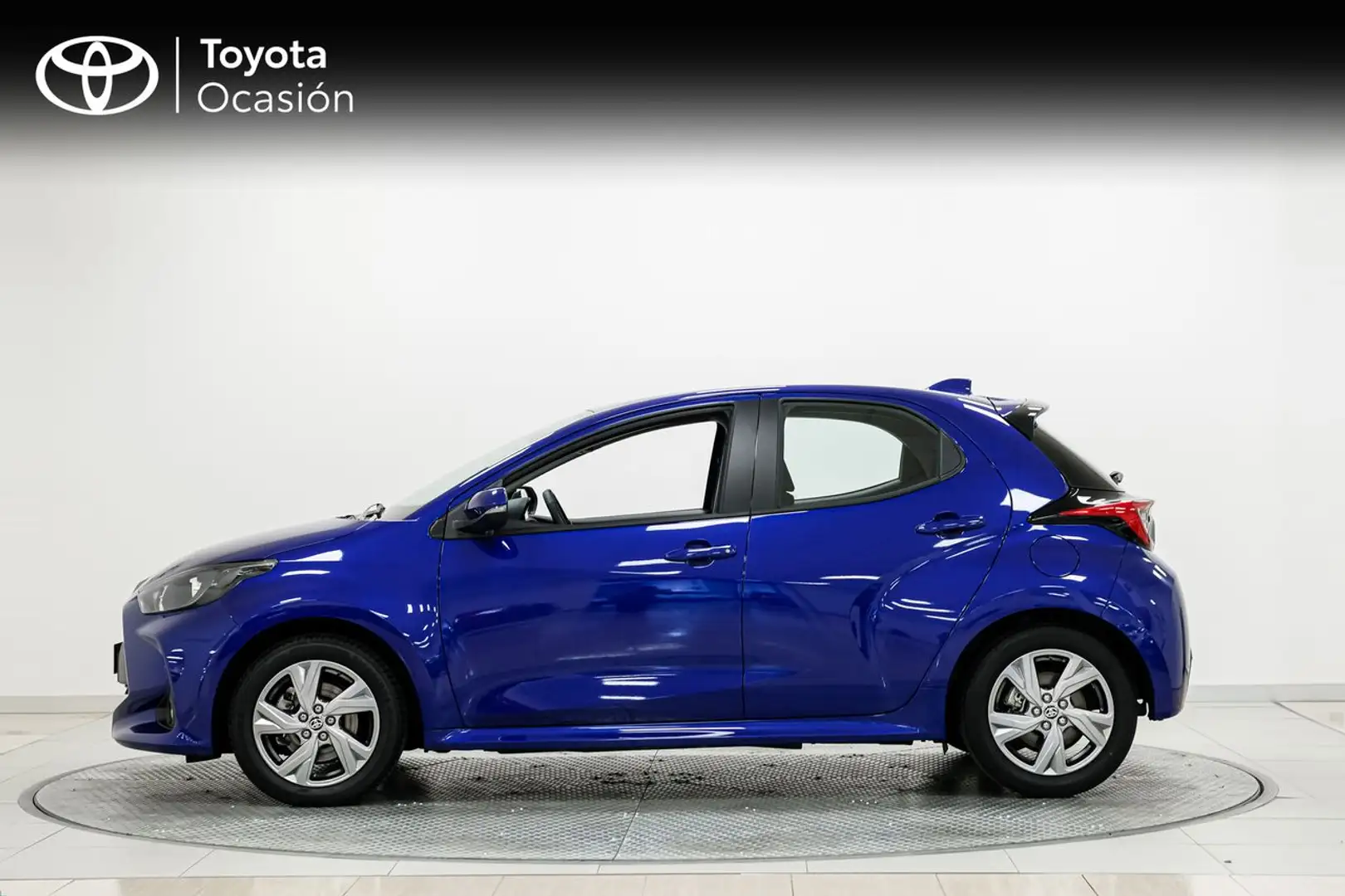 Toyota Yaris 120H Active Plus Blauw - 2