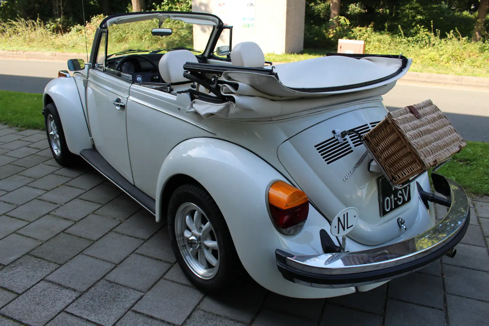 Volkswagen Kever 1600 Injection Wit | Witte Kap | Witte bekleding Alb - 2