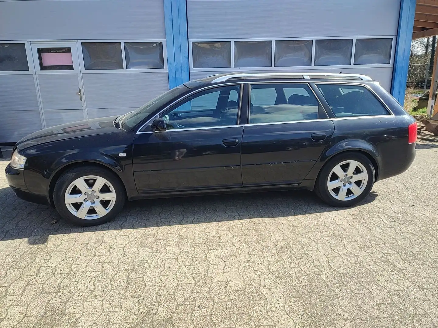 Audi A6 Avant 2.5 TDI - 1