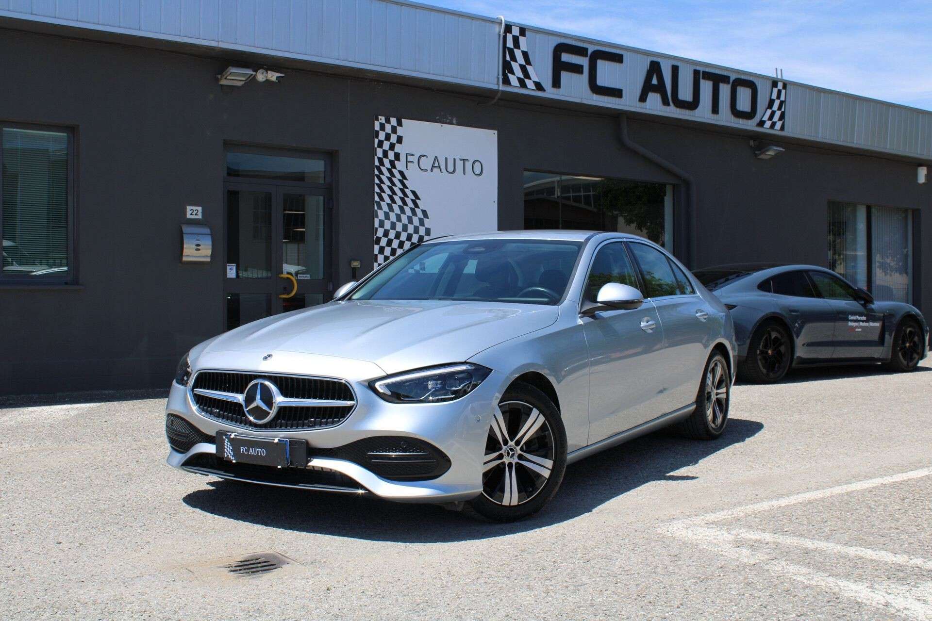 Mercedes-Benz C 200
