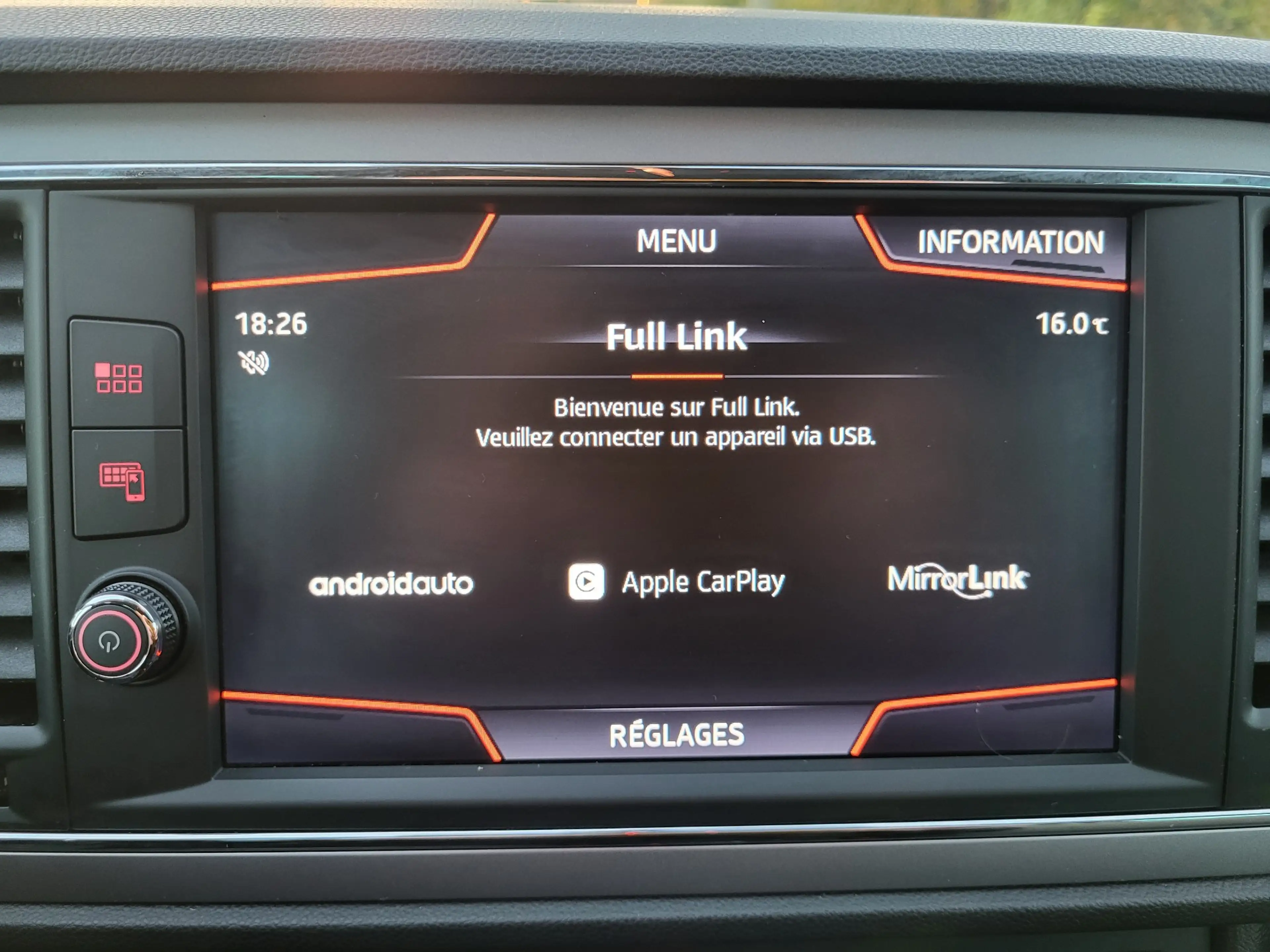 SEAT Leon Leon 1.0 TSI Reference (EU6.2) — photo 11