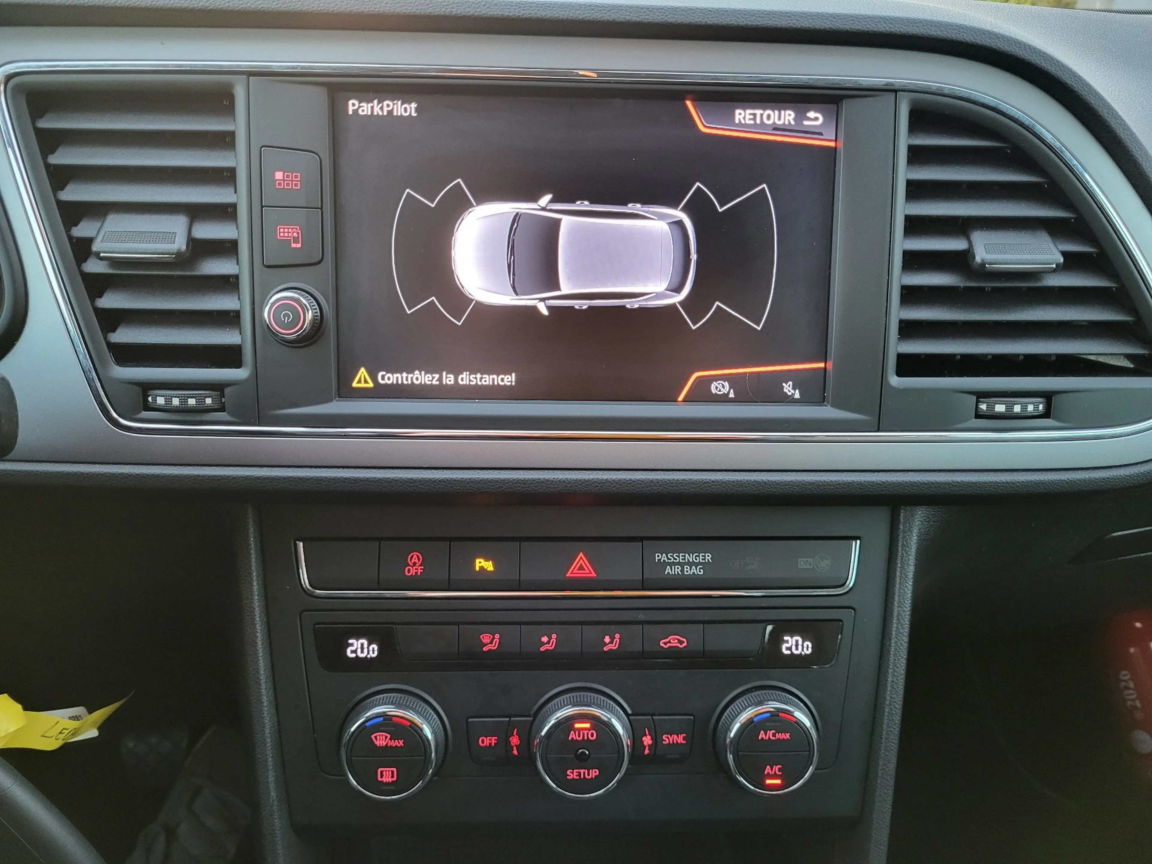SEAT Leon Leon 1.0 TSI Reference (EU6.2) — photo 9