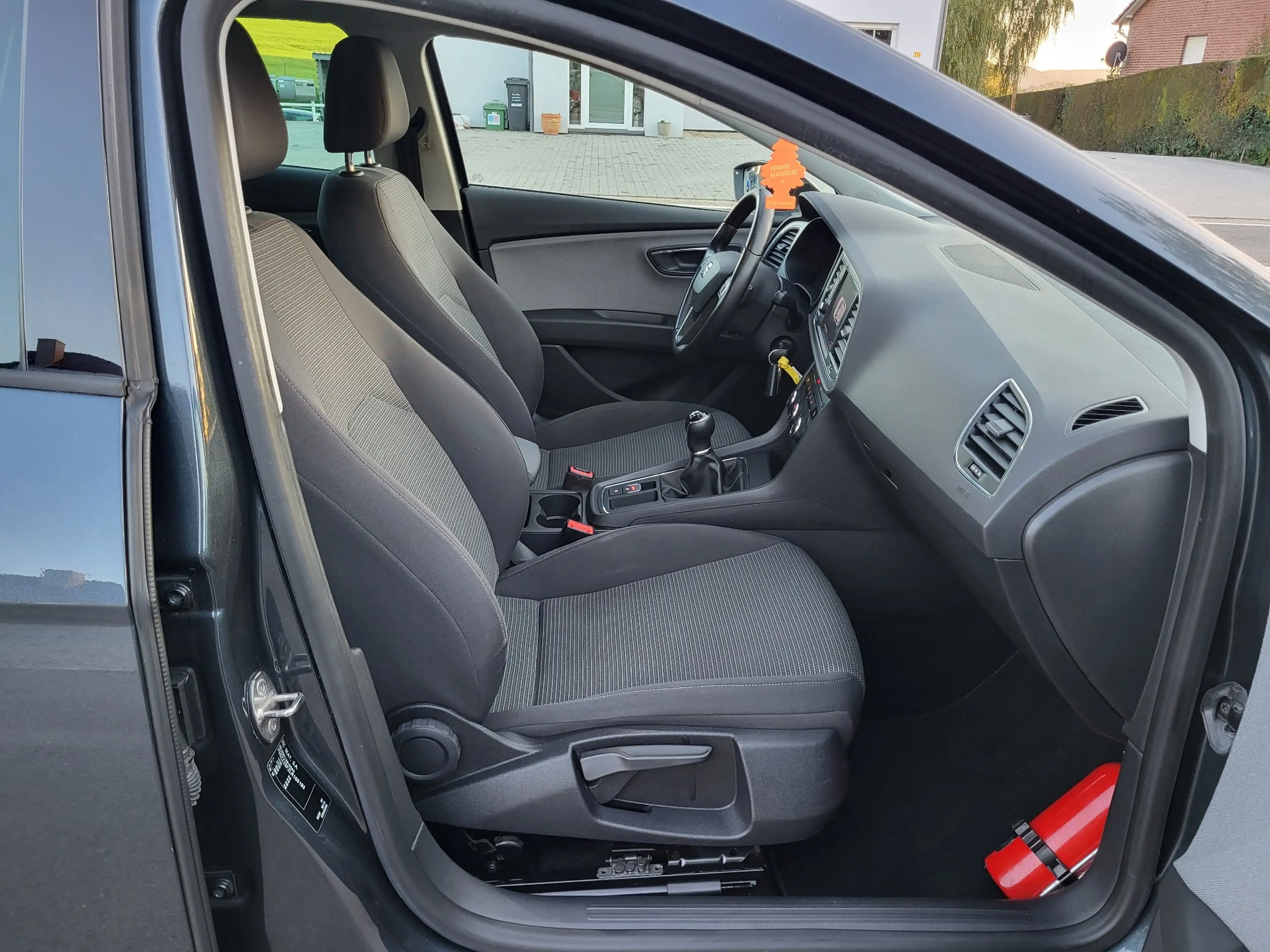 SEAT Leon Leon 1.0 TSI Reference (EU6.2) — photo 4