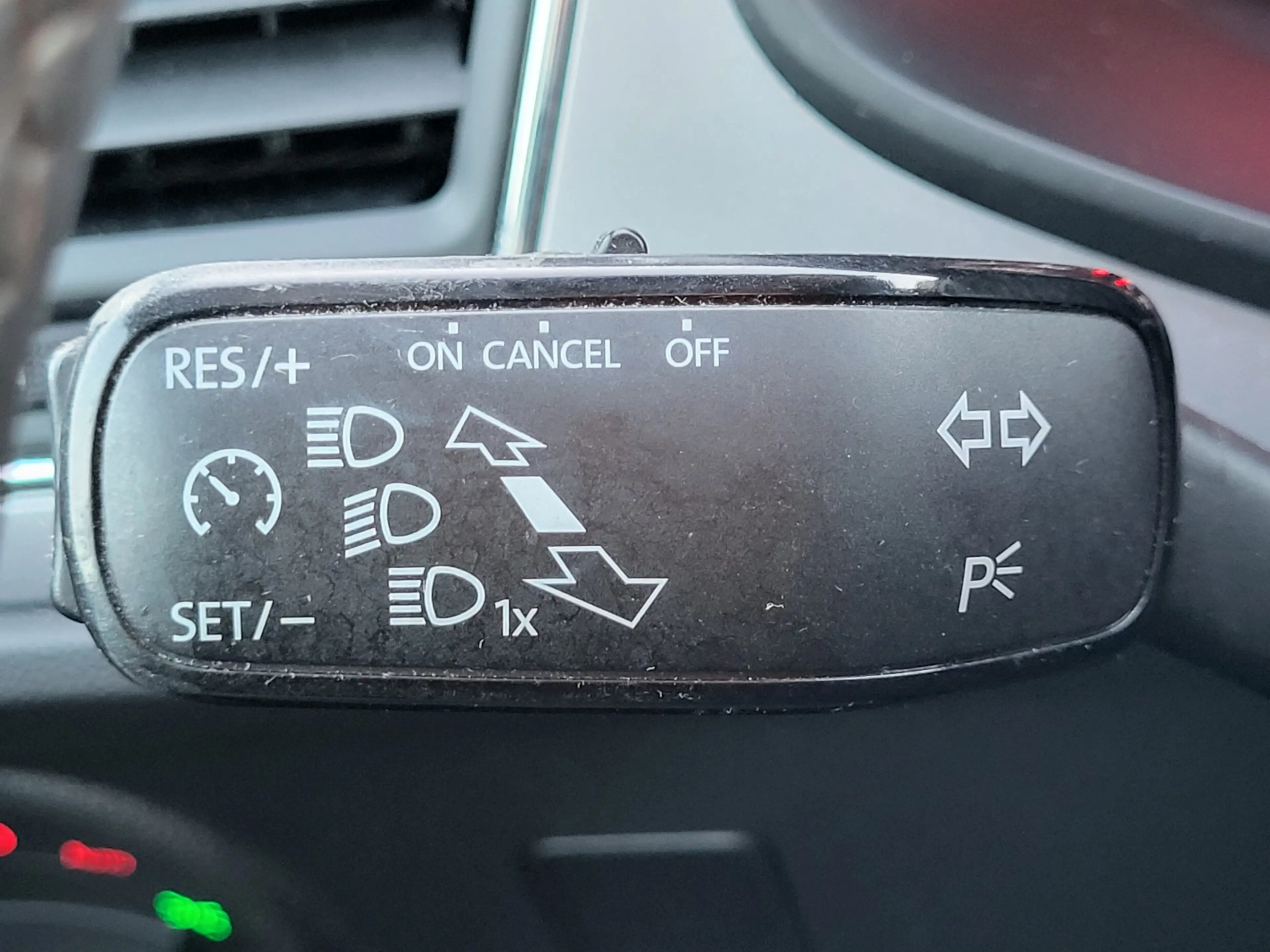 SEAT Leon Leon 1.0 TSI Reference (EU6.2) — photo 15