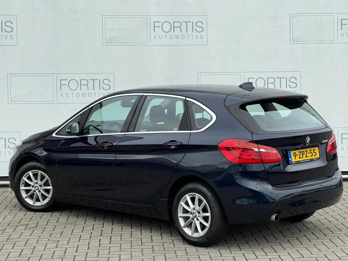 BMW 218 2 Serie Active Tourer 218i Executive NL AUTO | NAV Bleu - 2