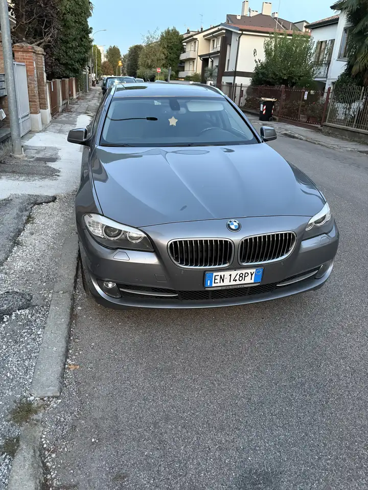 BMW 525