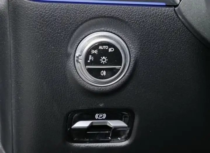 Mercedes-Benz CLE 2025, foto 10