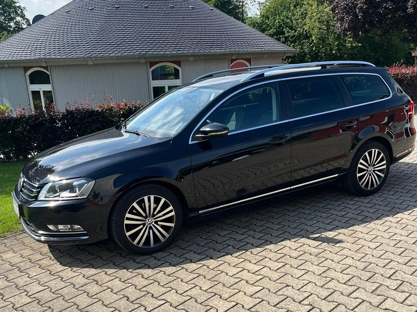 Volkswagen Passat Variant Passat Variant 2.0 Blue TDI DSG SCR Business Editi Schwarz - 2