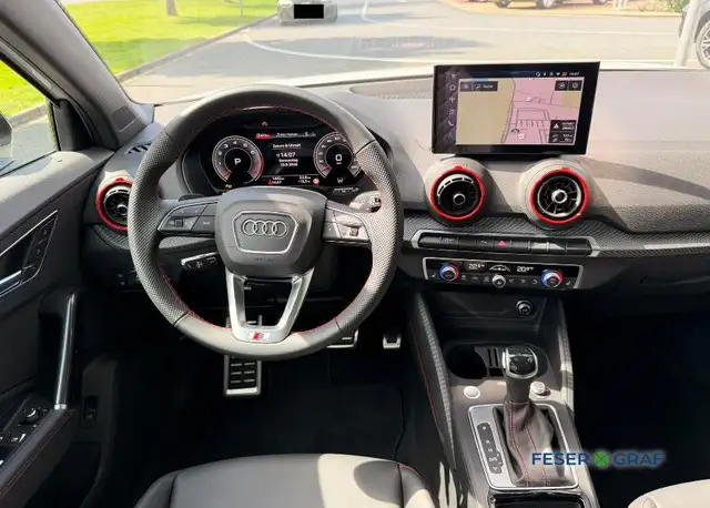 Audi Q2 view 6