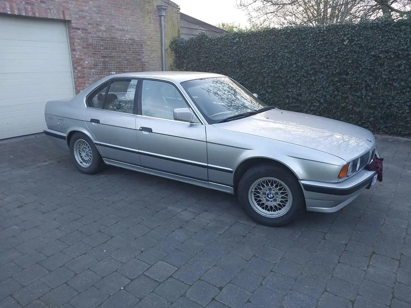 BMW 520 520i 24V Argent - 2