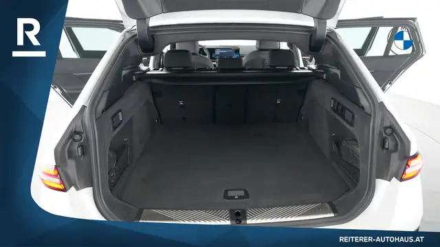 BMW 520 d xDrive *M-Sportpaket Pro *Panoramadach *AHK Ansicht 31