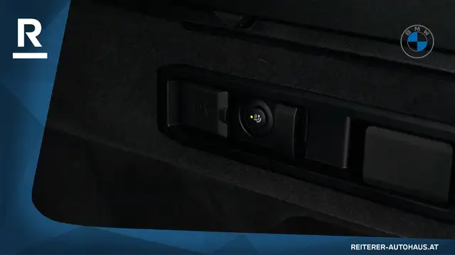 BMW 520 d xDrive *M-Sportpaket Pro *Panoramadach *AHK Ansicht 32