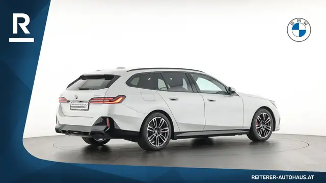 BMW 520 d xDrive *M-Sportpaket Pro *Panoramadach *AHK Ansicht 6