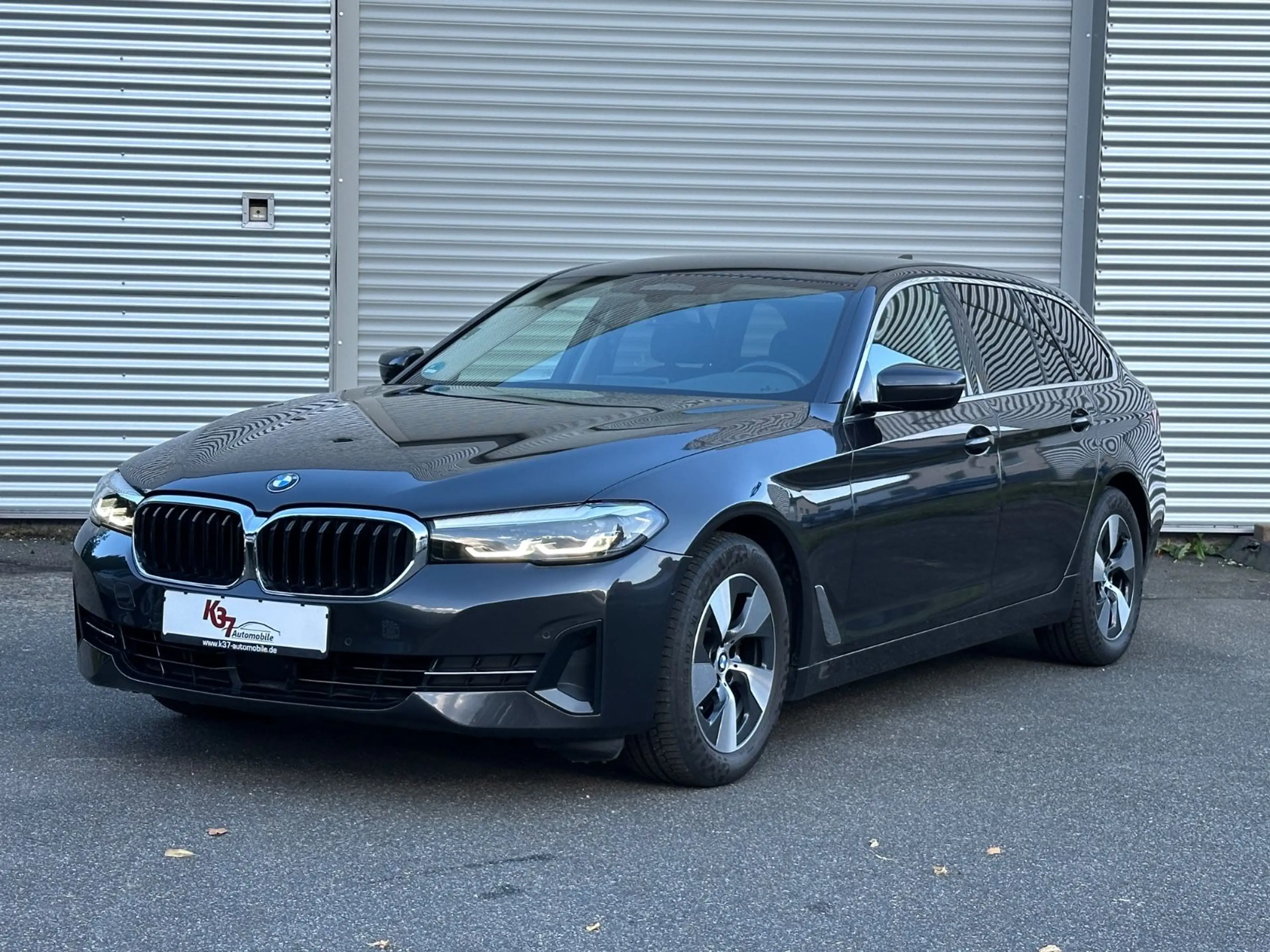 BMW 520 T Hybrid xDrive *Kamera*Komfort*Assist*ACC* — photo 7