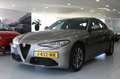 Alfa Romeo Giulia 2.0T Super/CARPLAY/CRUISE/CAMERA Grijs - thumbnail 2