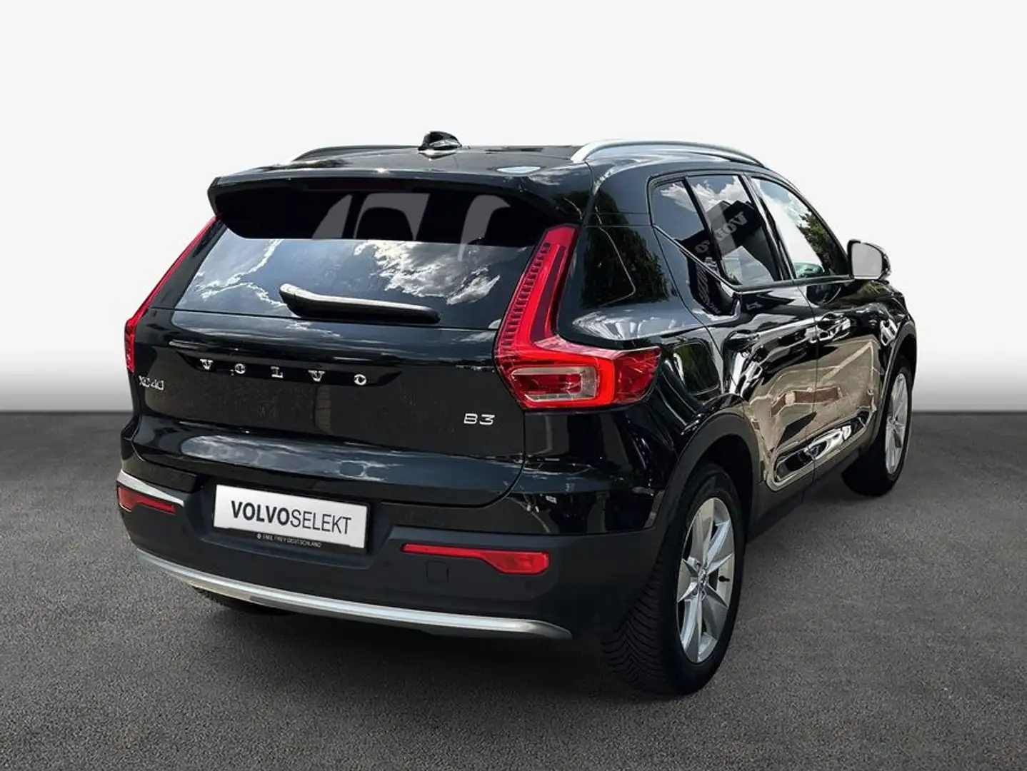 Volvo XC40 XC40 B3 B DKG Core Zwart - 2