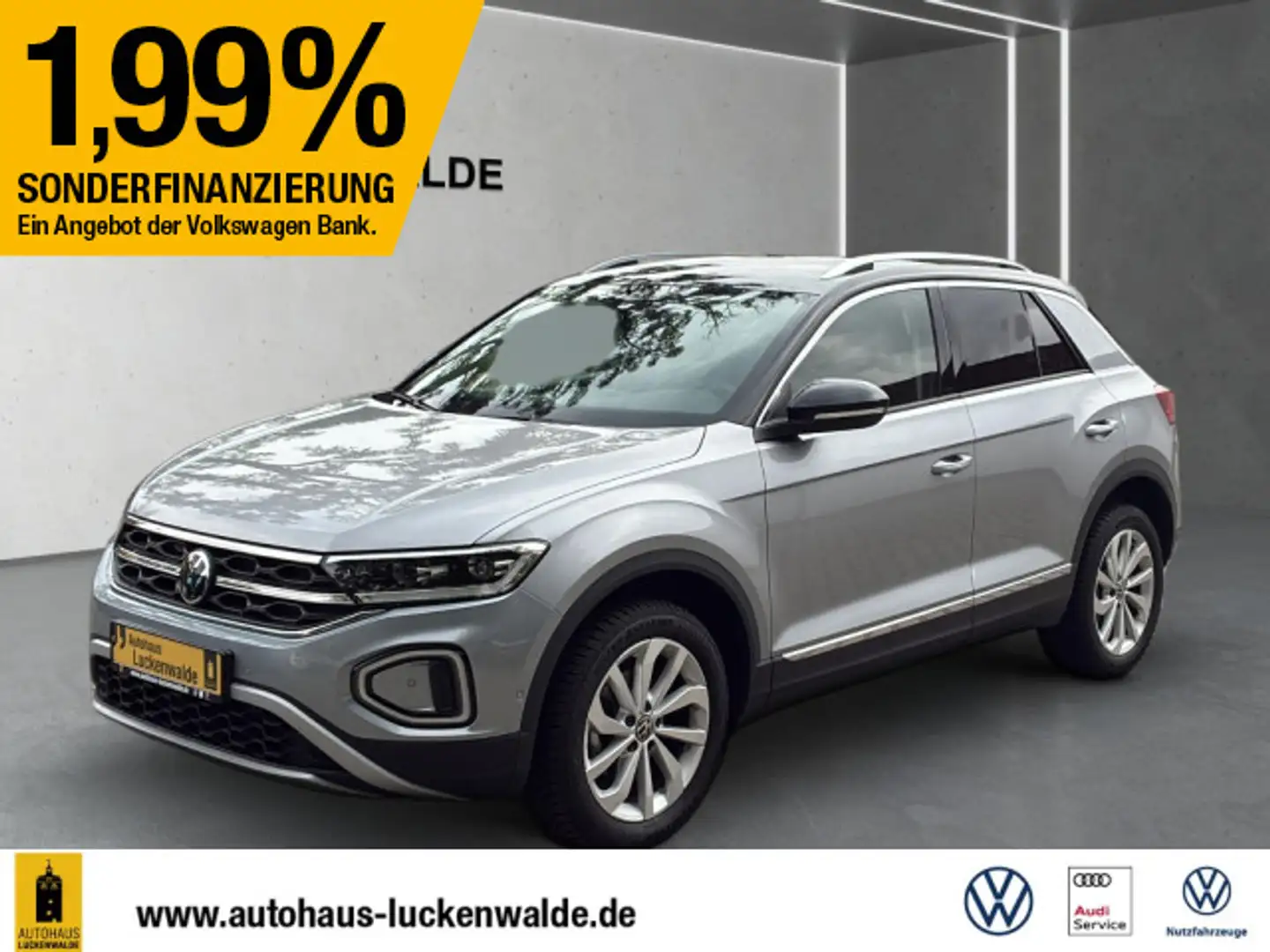 Volkswagen T-Roc 1.5 TSI Style DSG *AHK*ACC*LED+*NAV*SHZ* Silber - 2