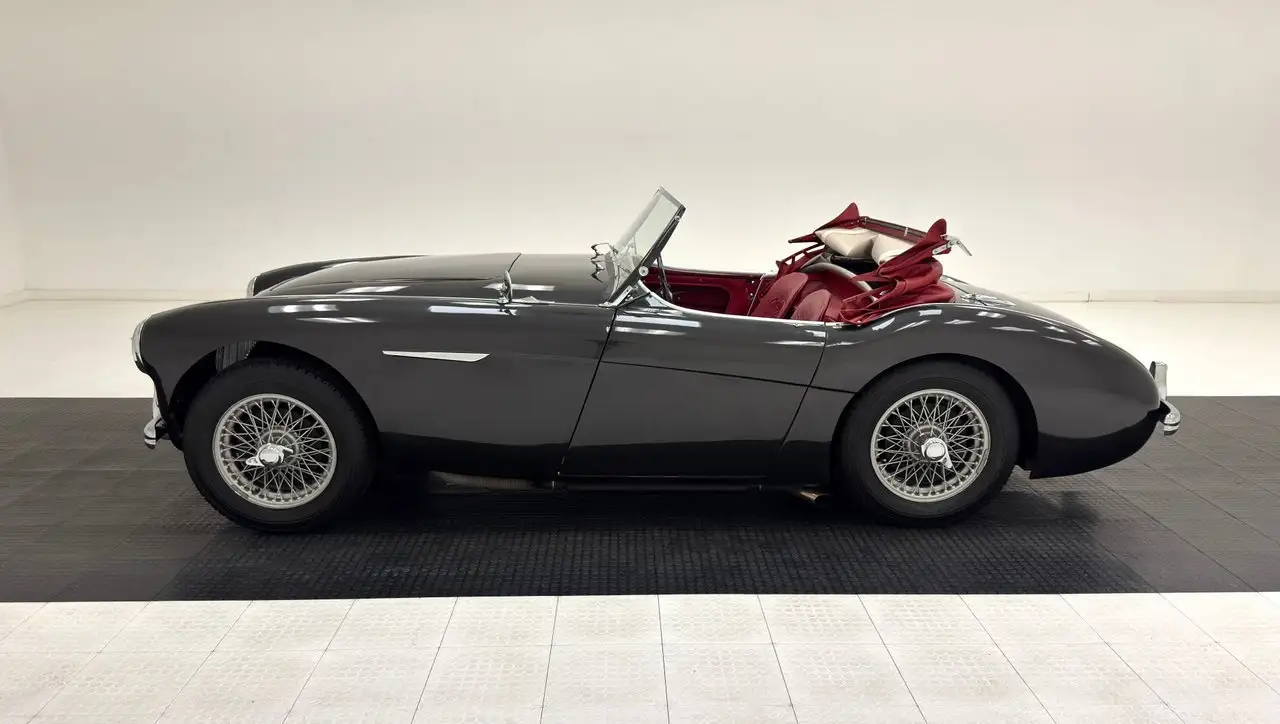 Austin-Healey 100-4 BN1 Roadster, foto 4