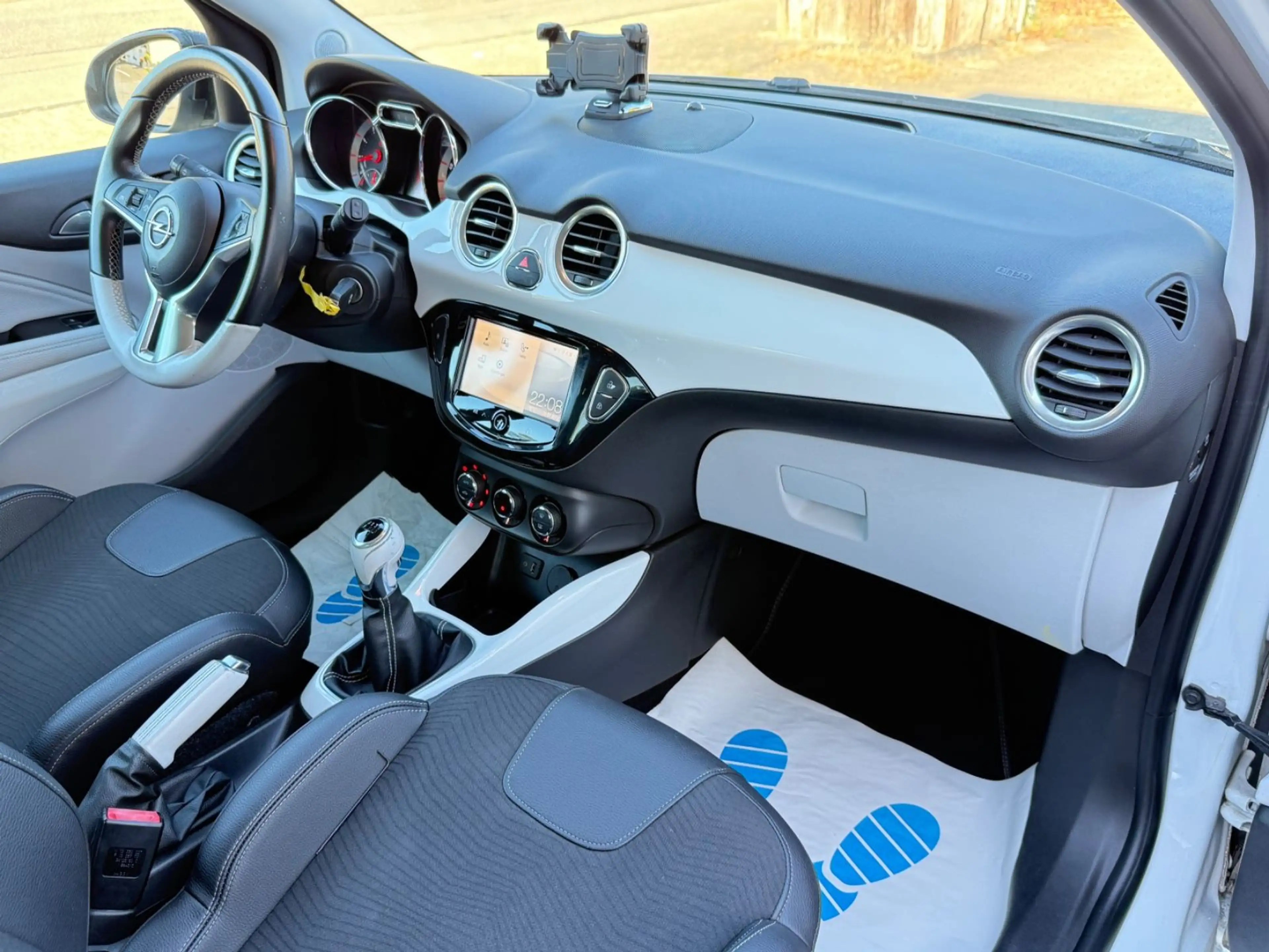 Opel Adam White Link — photo 10