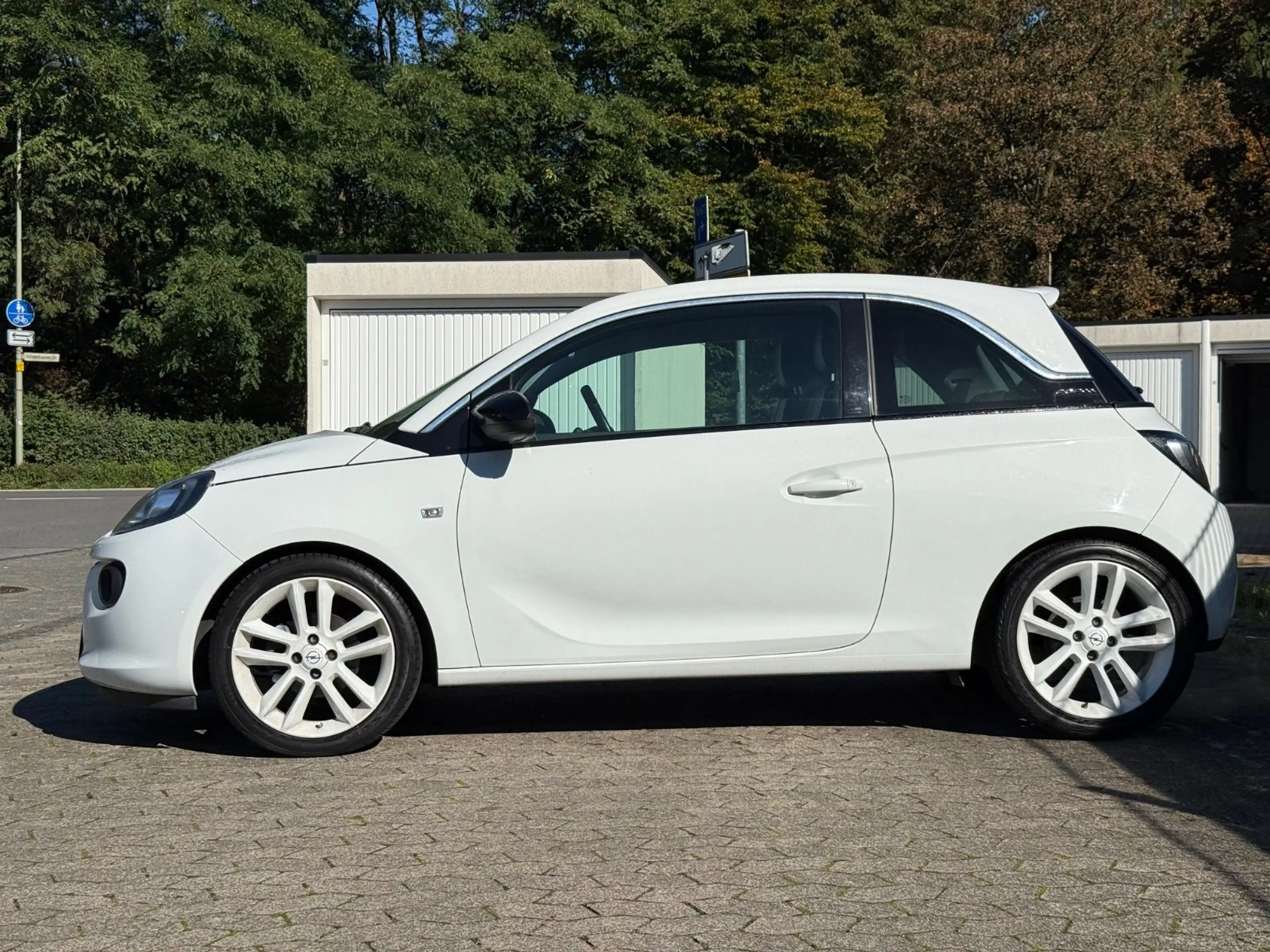 Opel Adam White Link — photo 5