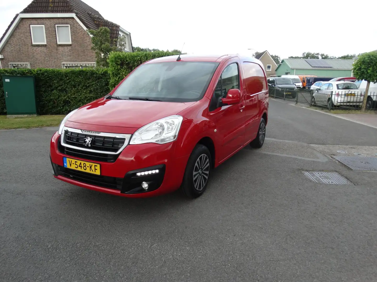 Peugeot Partner 120 1.6 BlueHDi 75 L1 Premium Pack - 2