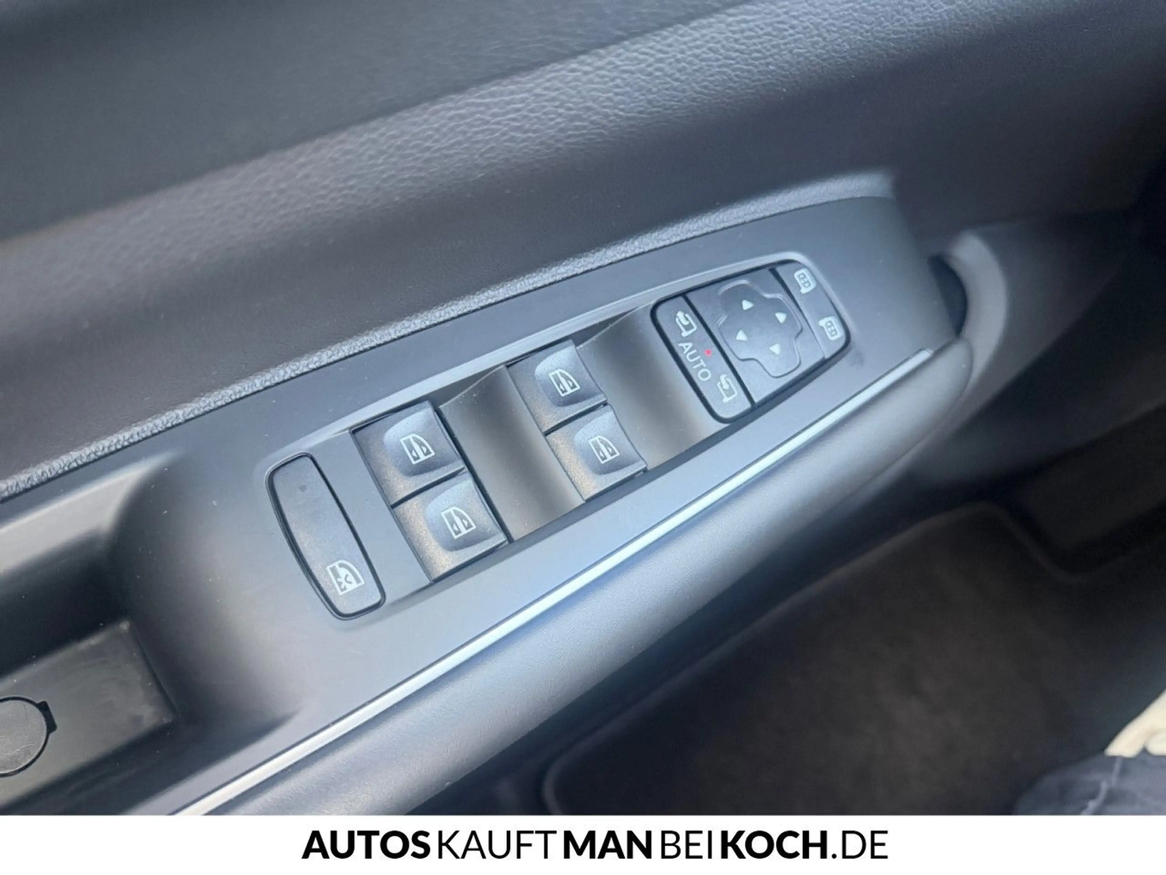 Renault Koleos II 2.0BLUEdCi185 Initiale Paris 4WD LED SHZ — photo 13