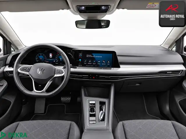 Volkswagen Golf view 2