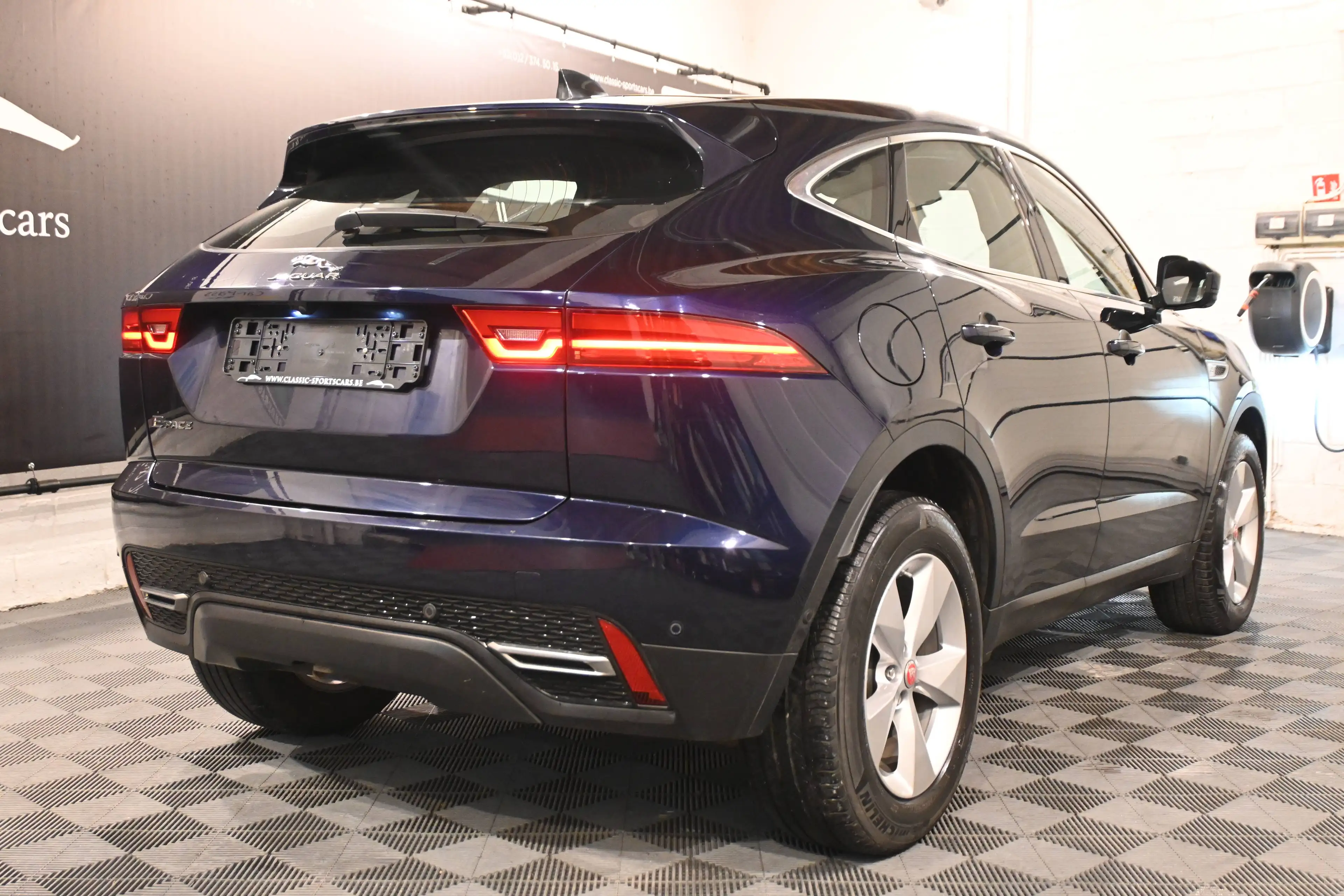 Jaguar E-Pace E-Pace 2.0 D D165 / EURO 6d / NEW MODEL / CARPLAY / PANORAMA / CAMERA 360 / FULL OPTIONS !! — photo 6