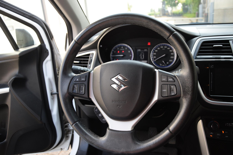 Suzuki S-Cross 1.0 Boosterjet Exclusive | trekhaak | navigatie | — photo 11