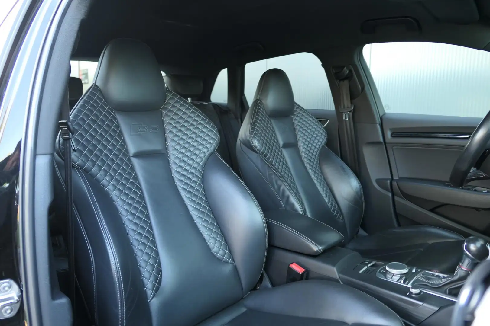 Audi S3 2.0 TFSI quattro Pro Line Plus ACC Lane B&O RS Zet Zwart - 2