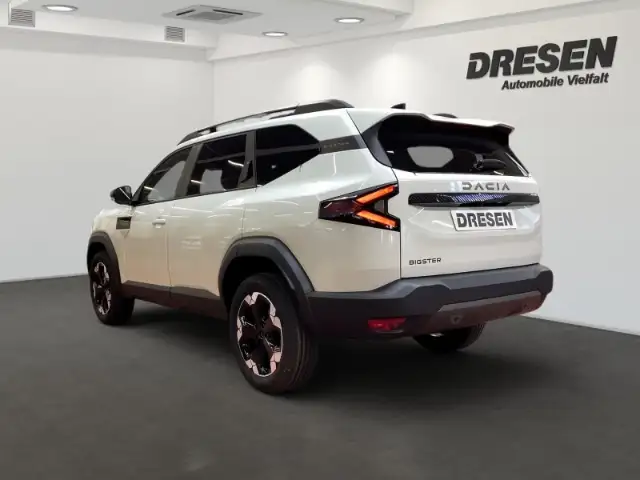 Dacia Bigster view 4