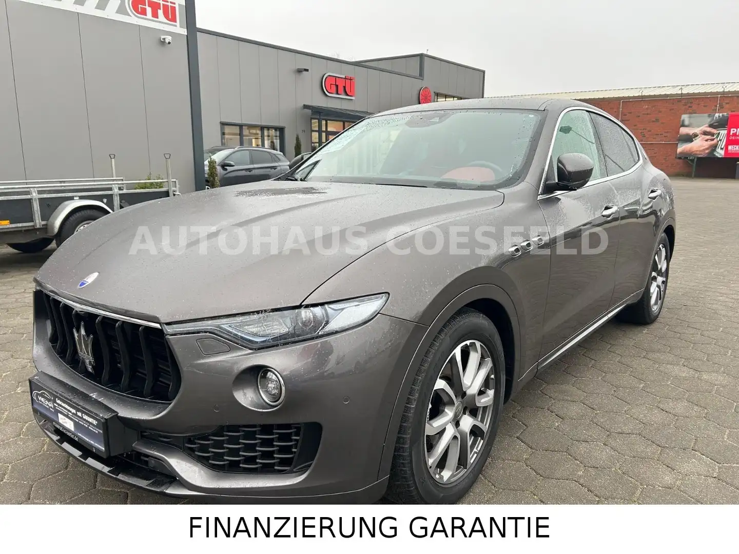 Maserati Levante Diesel*PANORAMA*GARANTIE Gris - 1