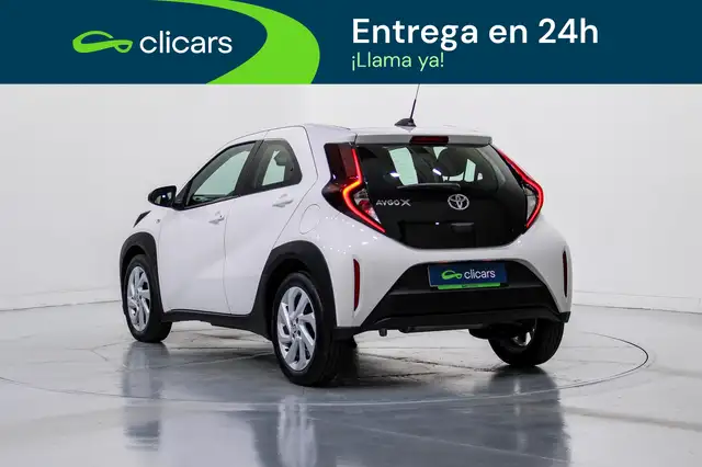 Toyota Aygo view 9