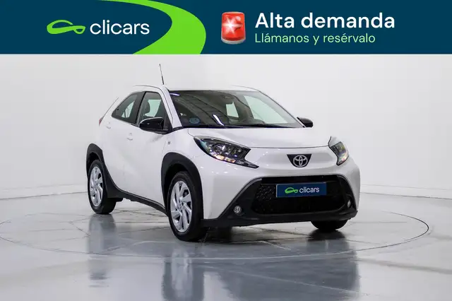 Toyota Aygo view 3