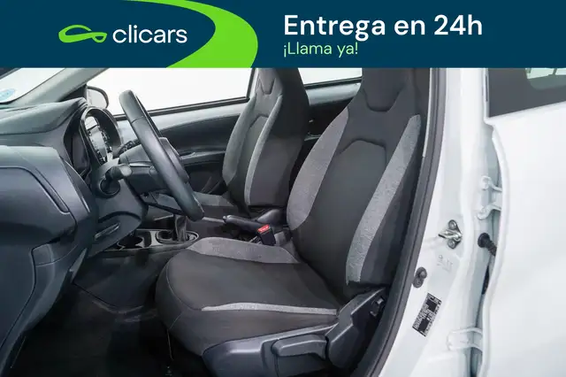 Toyota Aygo view 14