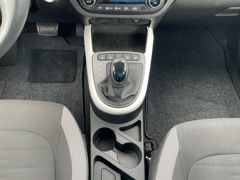 Hyundai i10 1,2 Prime — photo 14