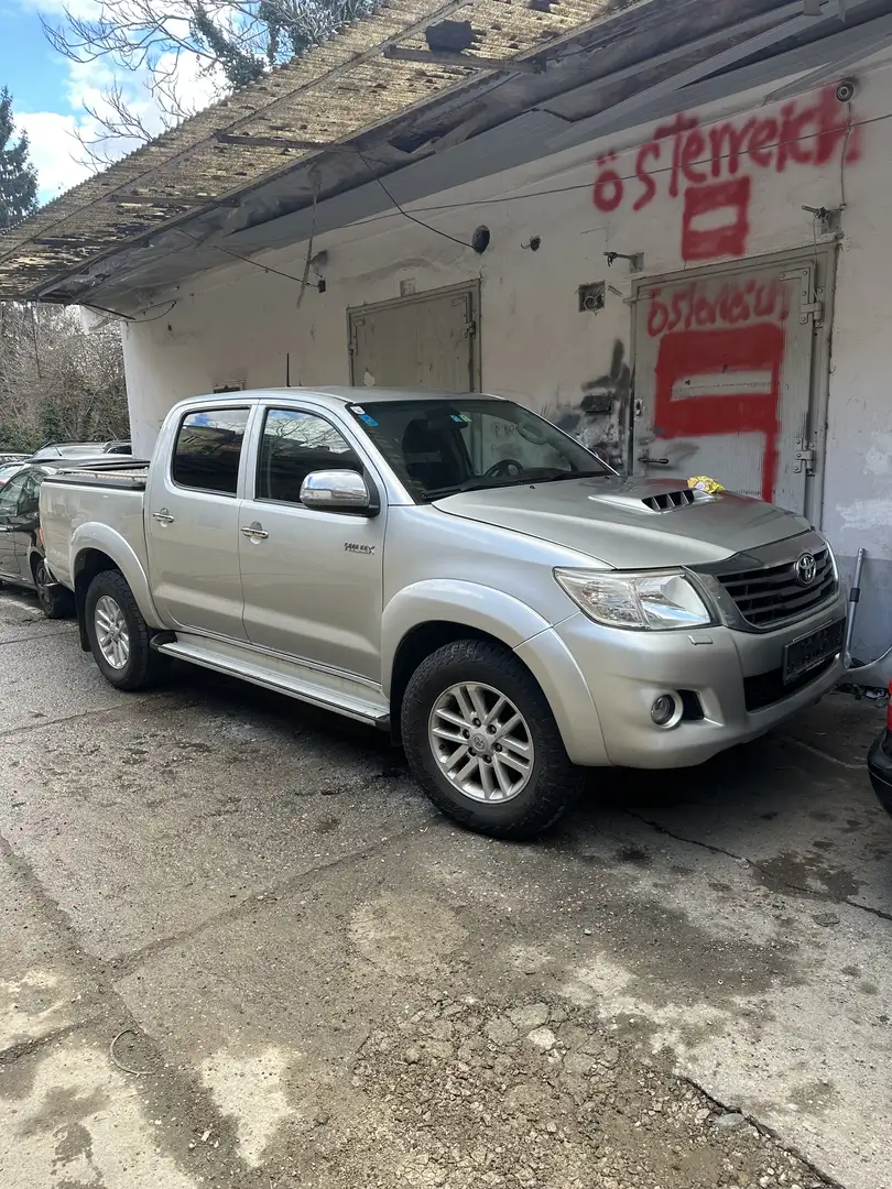 Toyota Hilux 4x4 Double Cab DPF Life - 1