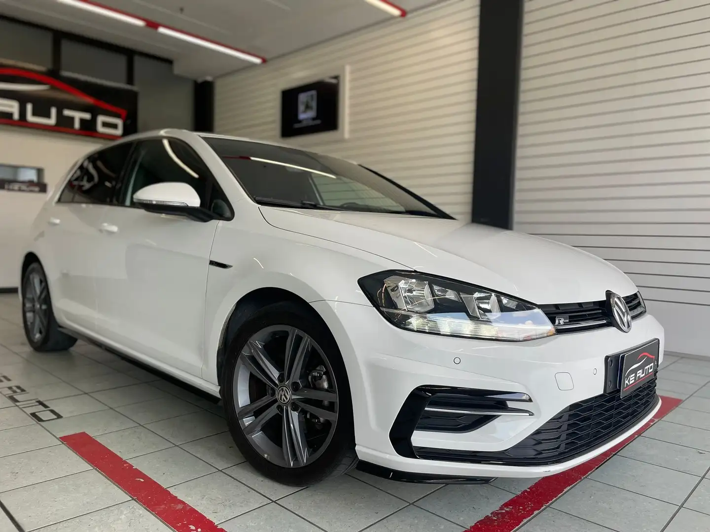 Volkswagen Golf 5p 1.6 tdi R-LINE 115cv dsg Bianco - 2
