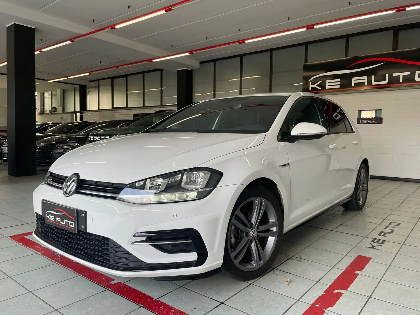 Volkswagen Golf 5p 1.6 tdi R-LINE 115cv dsg Bianco - 1