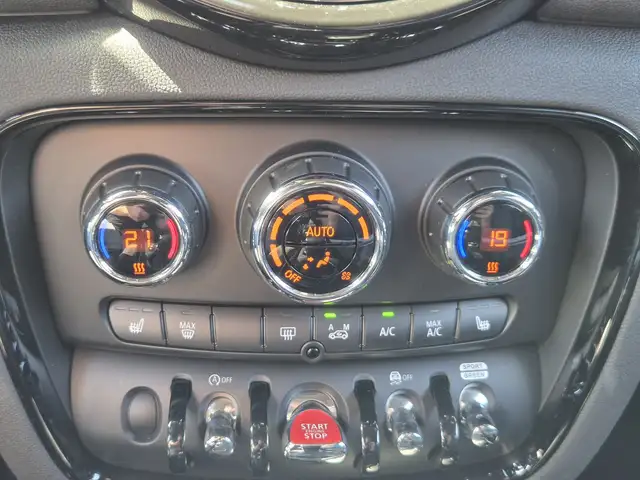 Mini Cooper Cooper view 15