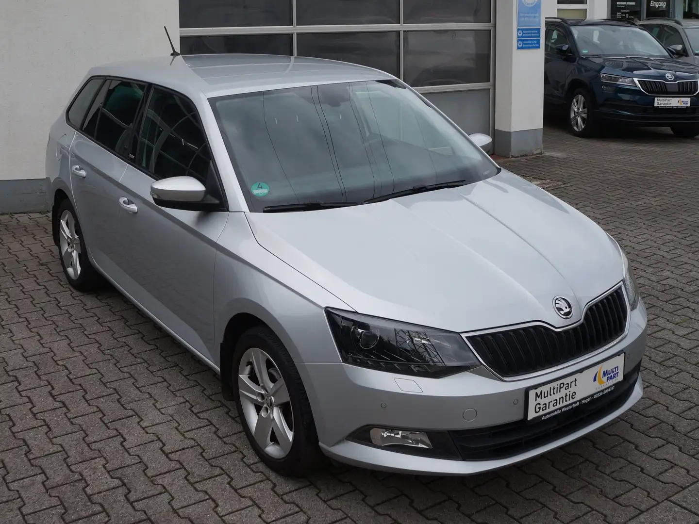 Skoda Fabia Fabia Combi Joy *ALU*SHZ*PDC*Navi*Xenon* Silber - 2