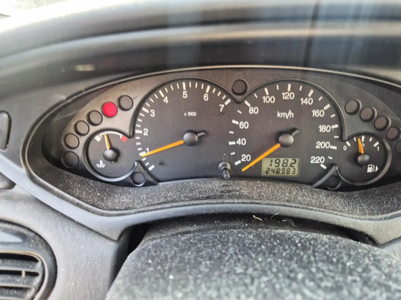Ford Focus 1.6-16V Ghia 5 Drs, foto 11