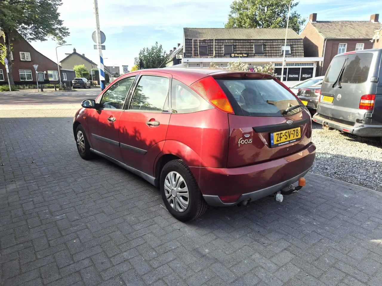 Ford Focus 1.6-16V Ghia 5 Drs, foto 4