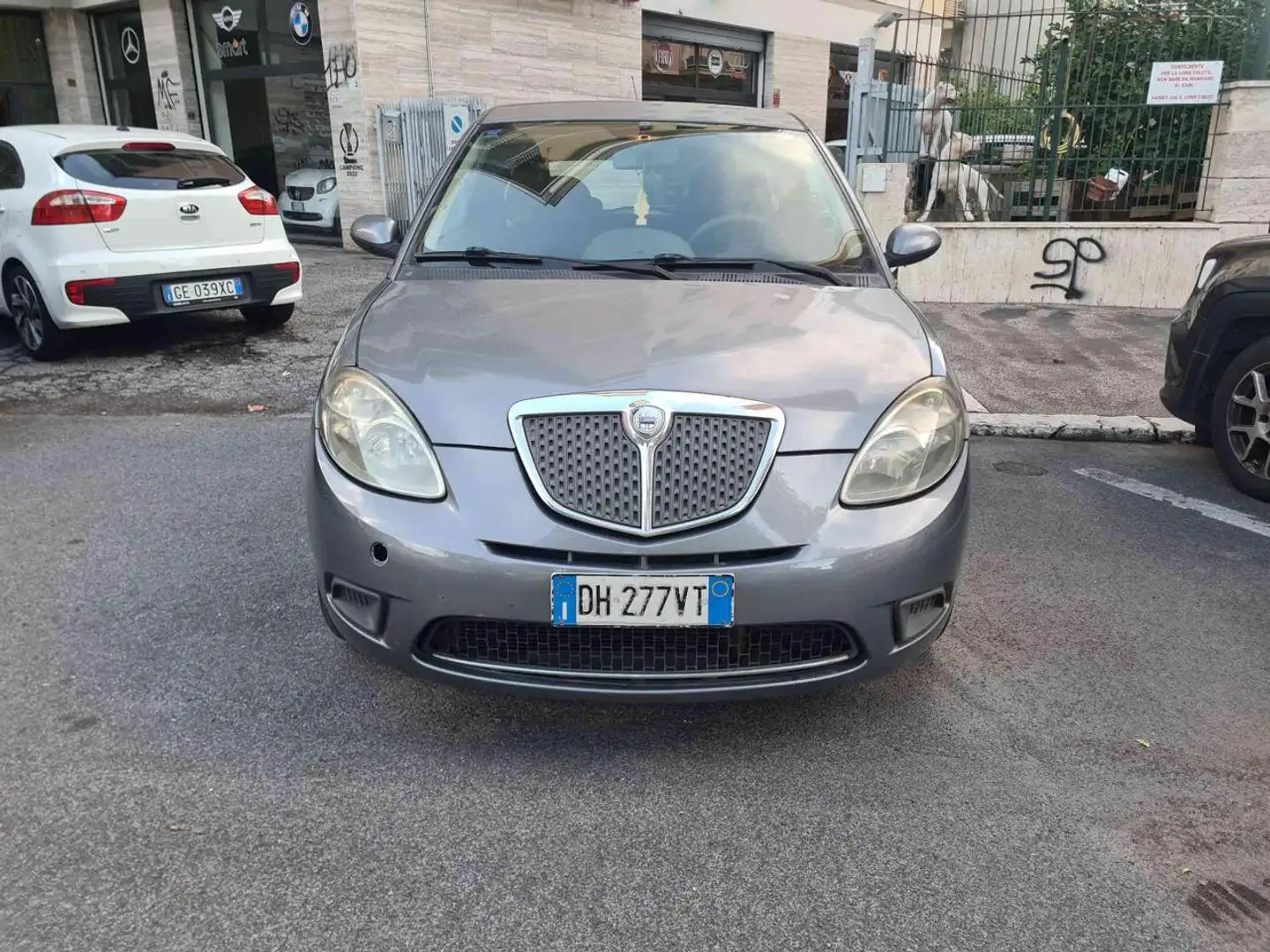 Lancia Ypsilon 1.3 MJT 90 CV Oro Grigio - 2