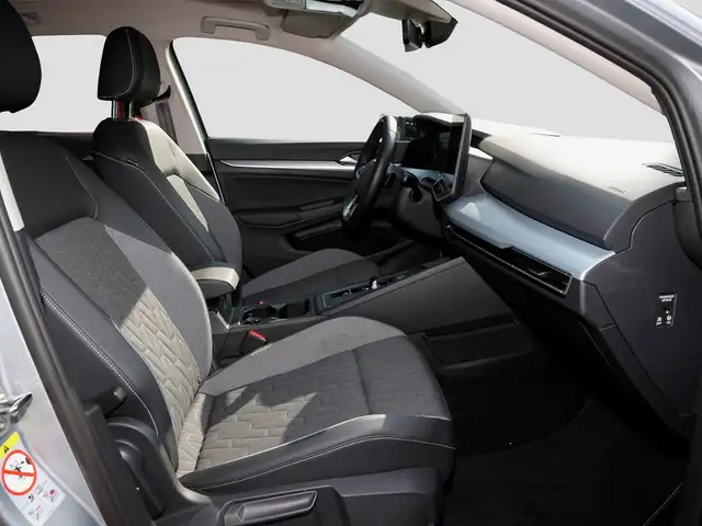 Volkswagen Golf view 8